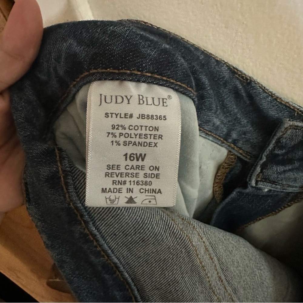 Judy Blue Dark Wash Skinny Jeans 16W - Picture 4 of 8